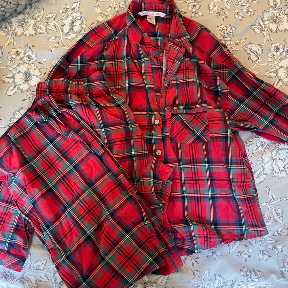Victoria’s Secret plaid pajama set